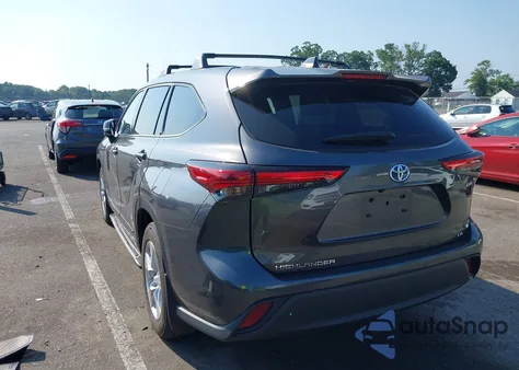 2022 Toyota Highlander Hybrid Le z USA, uszkodzony, nr VIN 5TDBBRCH2NS560230